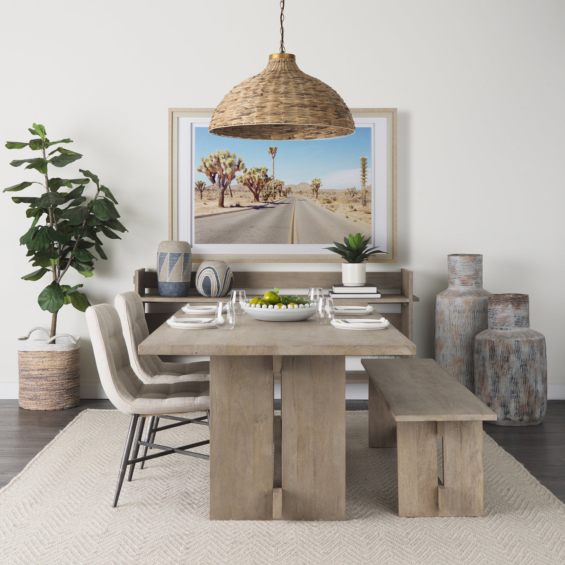 Mercana, Aida Dining Table