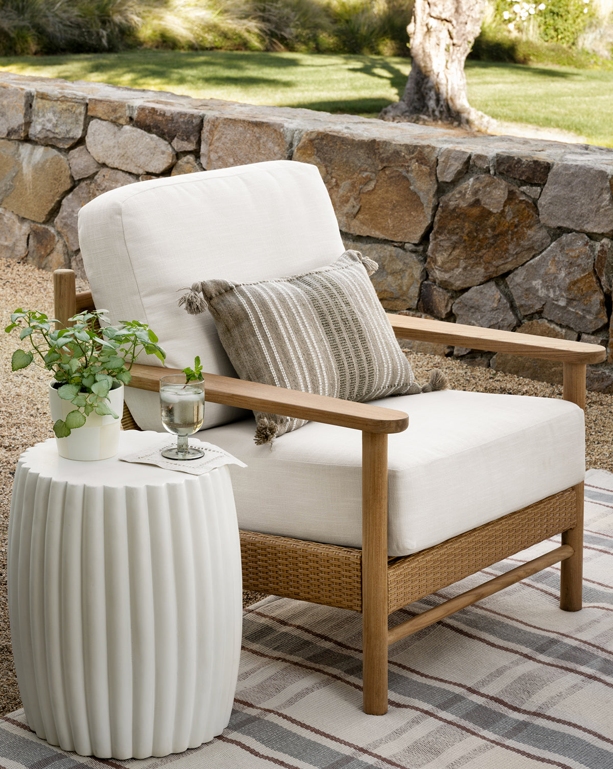 United Potteries, Braxton Outdoor Side Table